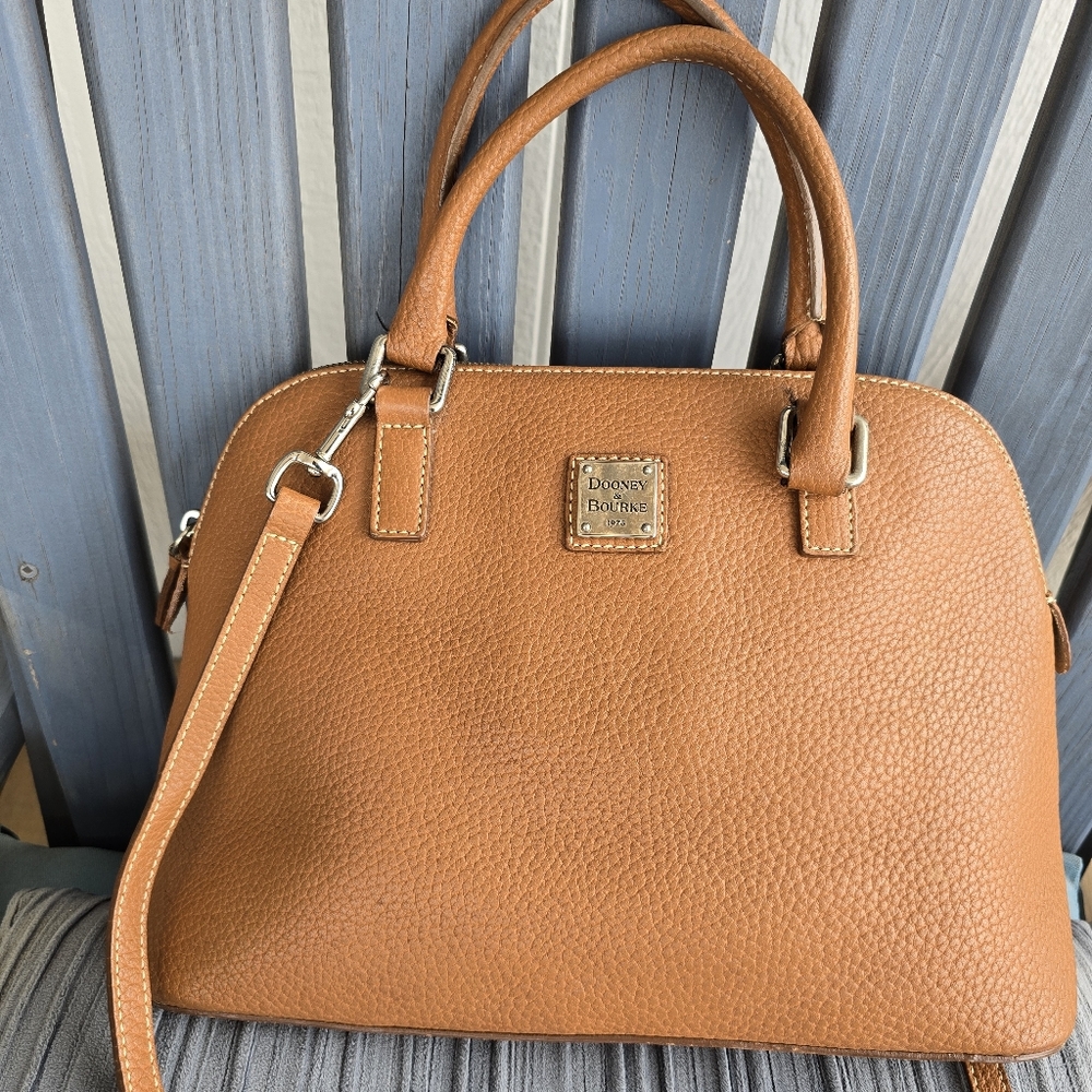 Dooney & Bourke Tan Leather Satchel/Crossbody Bag 13x10x5 Great Condition!